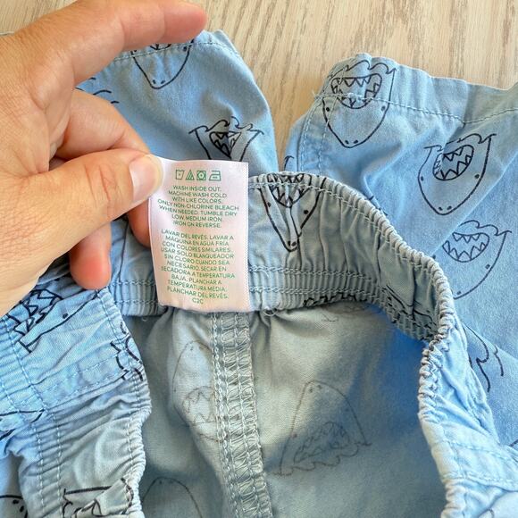 Garanimals Toddler Boy's Size 3T Blue Shark Print Jersey Shorts - Picture 4 of 4